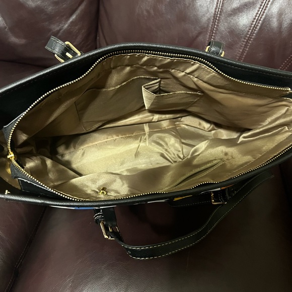 End of year $ale!!Mickey Mouse Tote - Picture 5 of 8